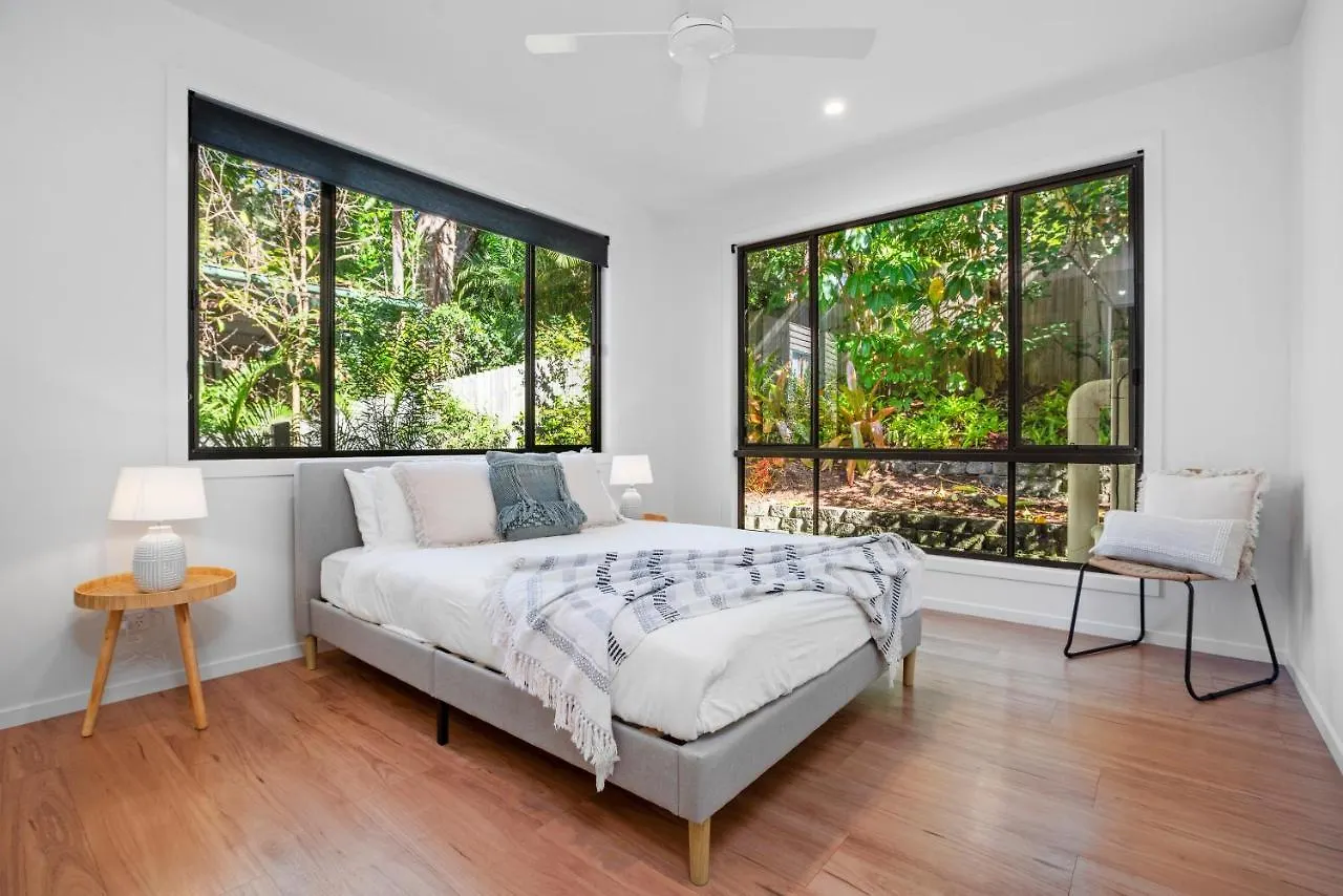 Light Filled Modern Specious Home, Pet Friendly In A Beautiful Area Of Byron Bay, Short Stroll To Town Hébergement de vacances